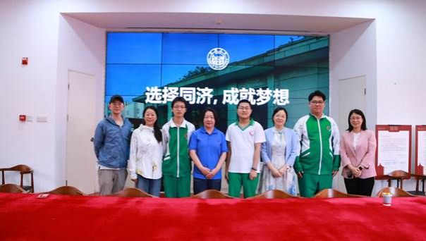 5cc9b9fc873d3c28efff37106748e9d1